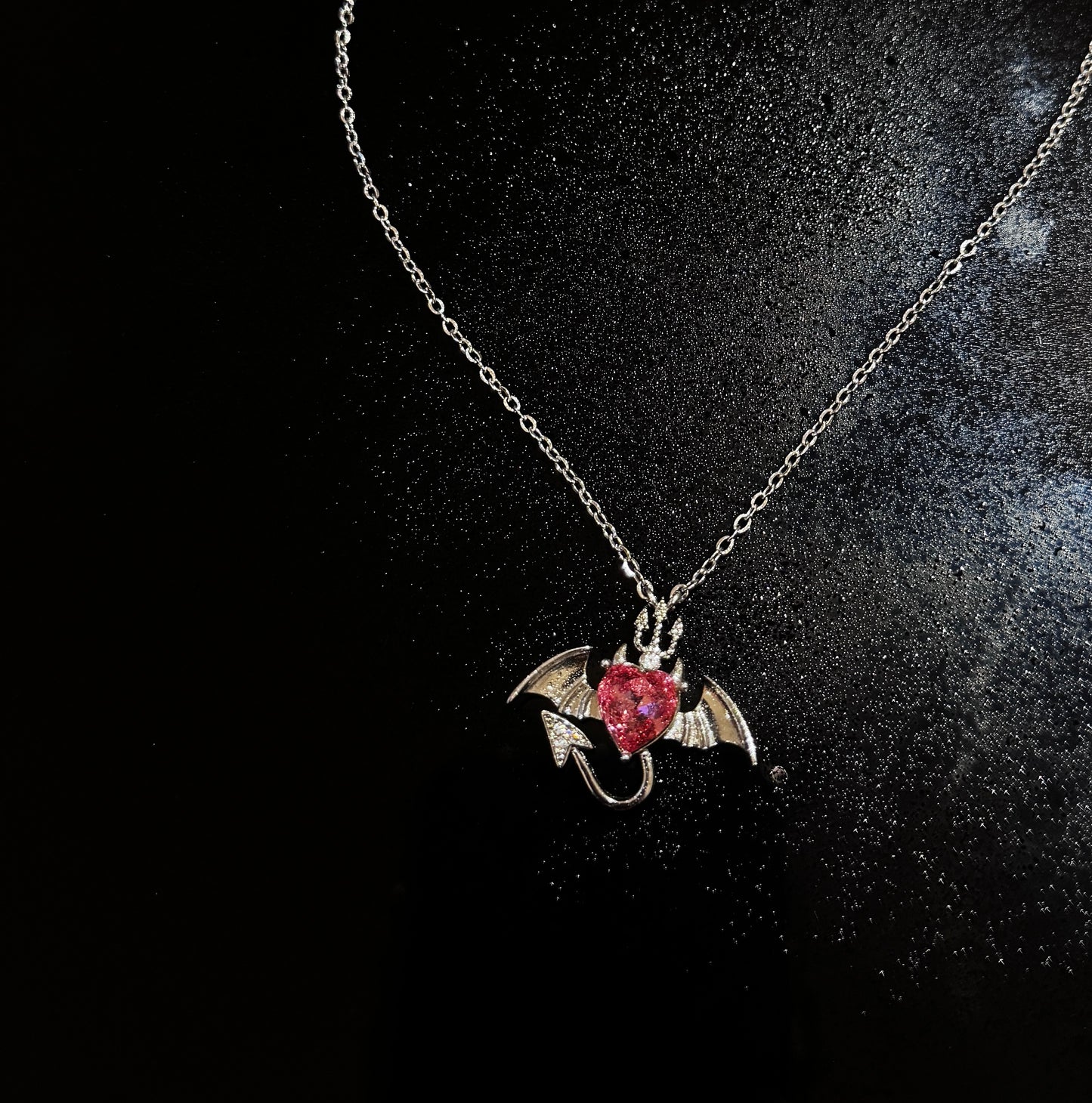 「Little Devil」