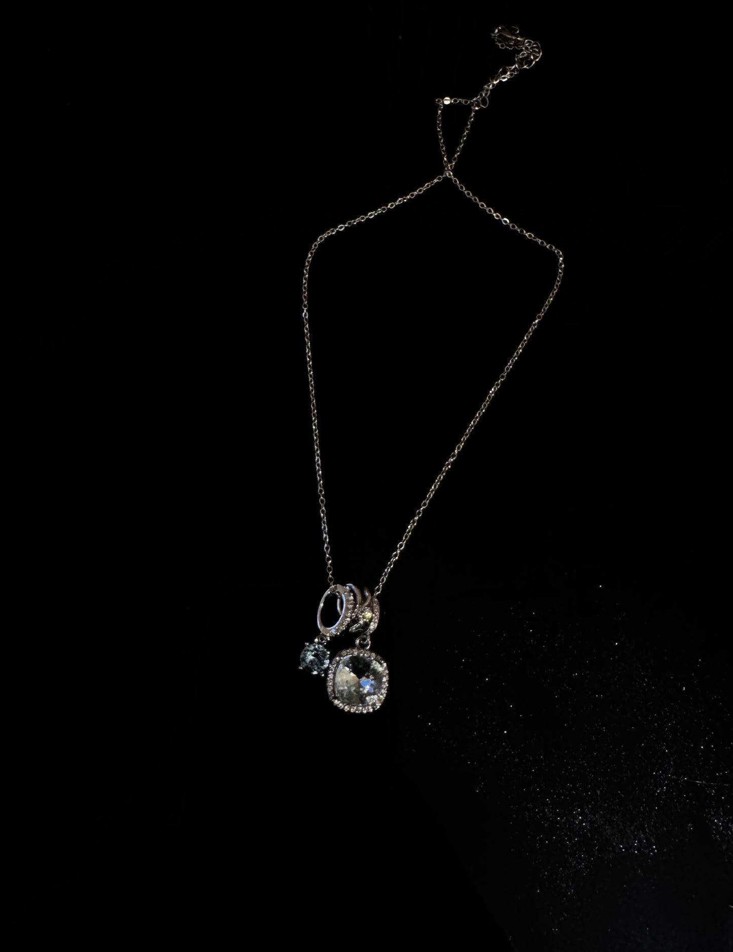 「Echo of Stardust」